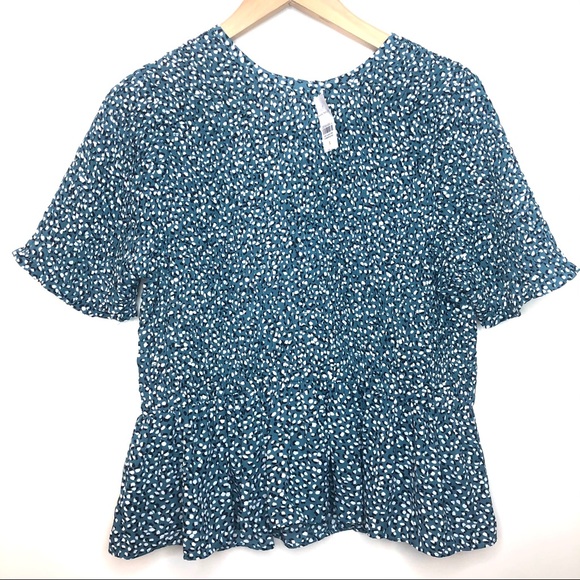 🆕 Ann Taylor Fiesta Dot Smocked Peplum Ruffle Top - Picture 9 of 14